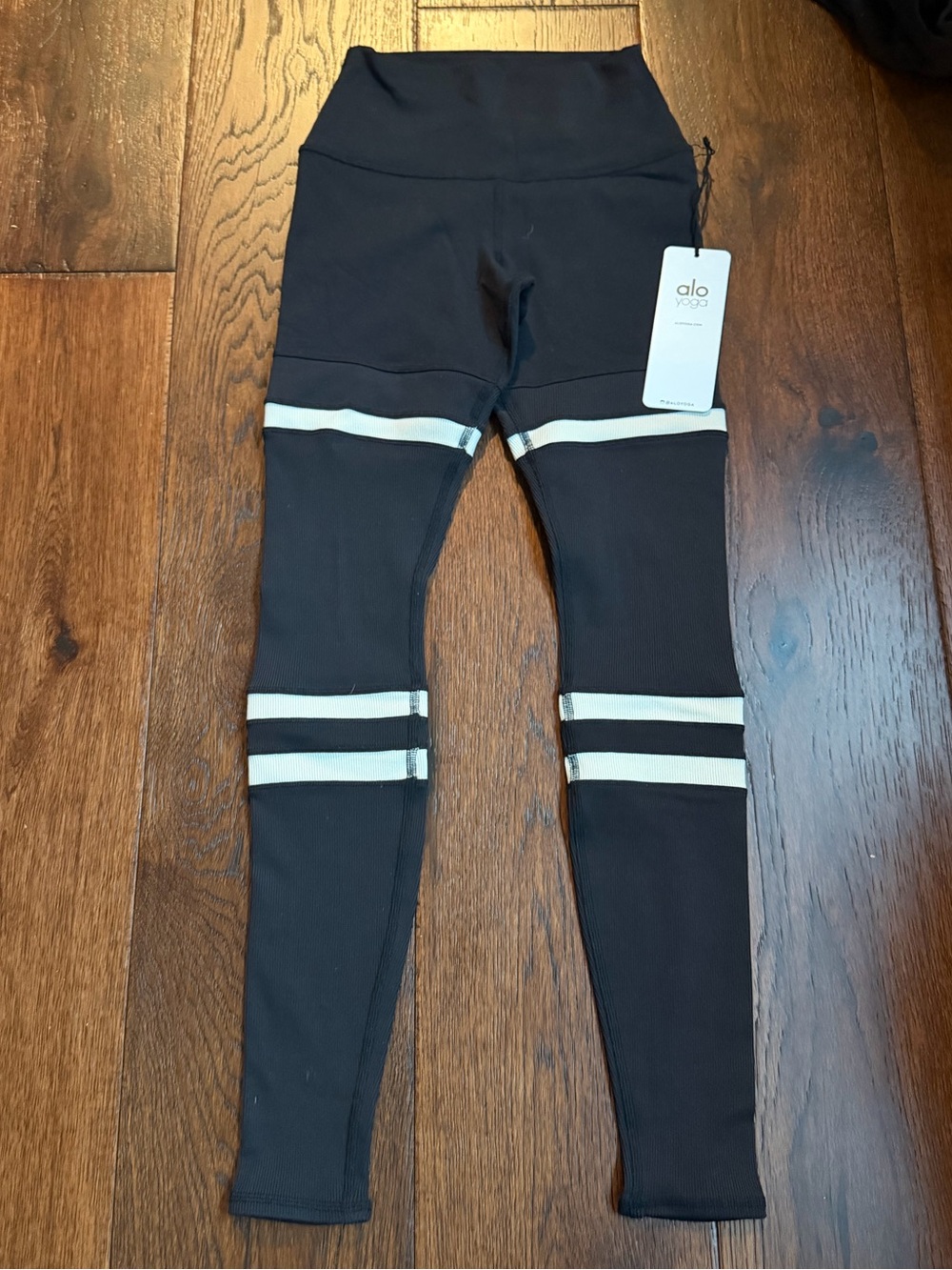 NWT ALO WOMENS HIGH-WAIST LEGIT LEGGINGS, SIZE XXS, BLACK/WHITE